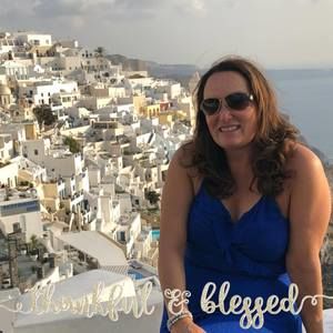 Meet your Posher, Suzanne